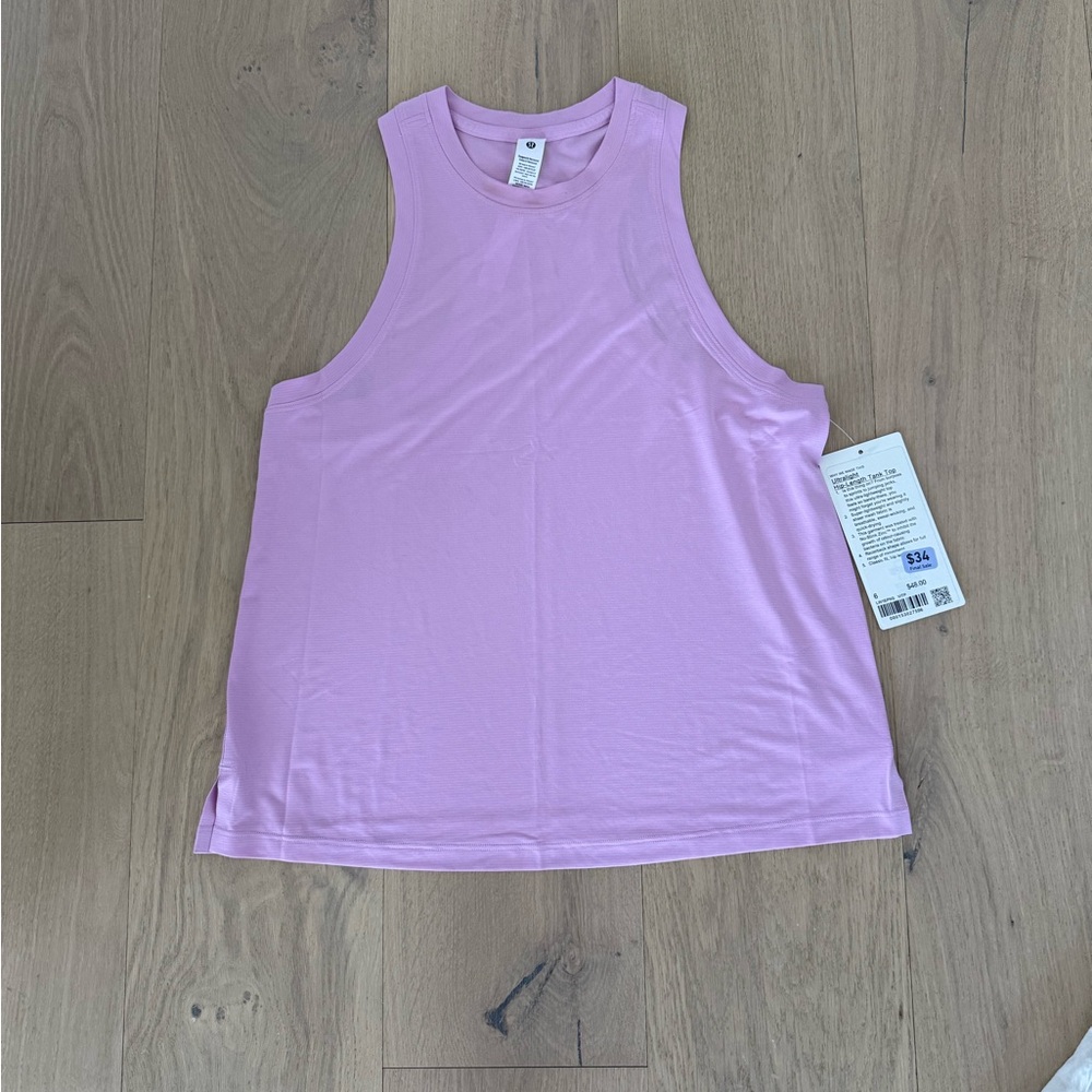 Lululemon ultralight Tank top in pink size 6